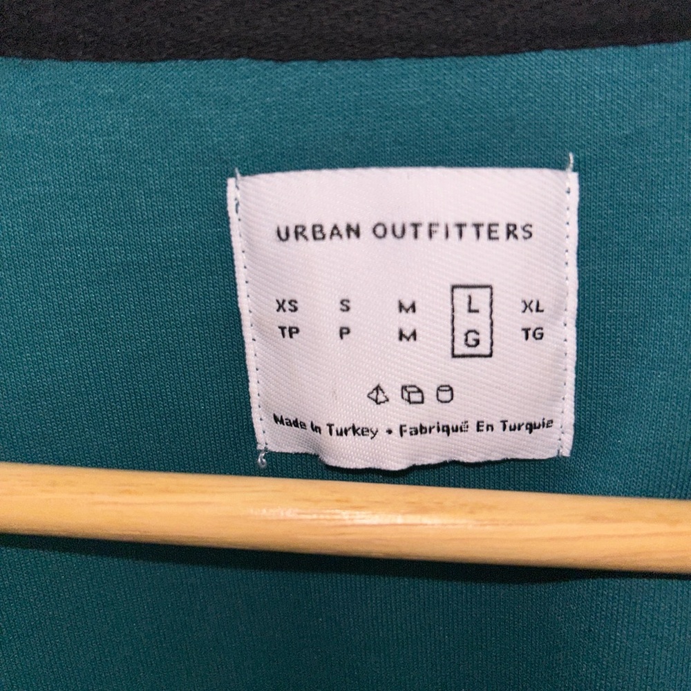 UO Jacket - Picture 3 of 4